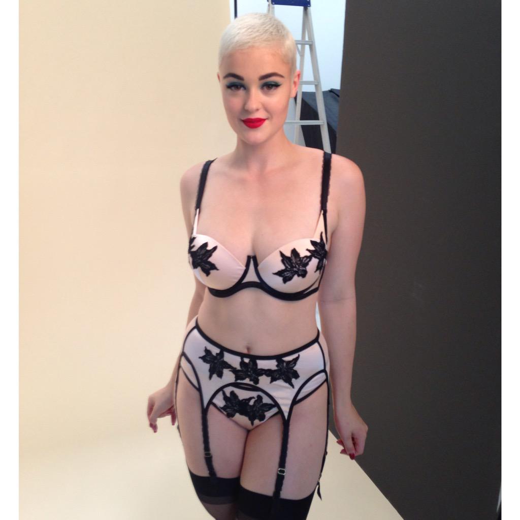 Stefania Ferrario On Twitter Behind The Scenes For D
