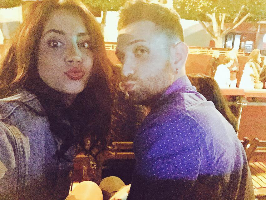 MeryVaazquez's tweet photo. Viendo la procesión de las 5 con mi @JorgeeFuentess ❤️❤️❤️❤️❤️❤️❤️ http://t.co/UhpLJuDKqk