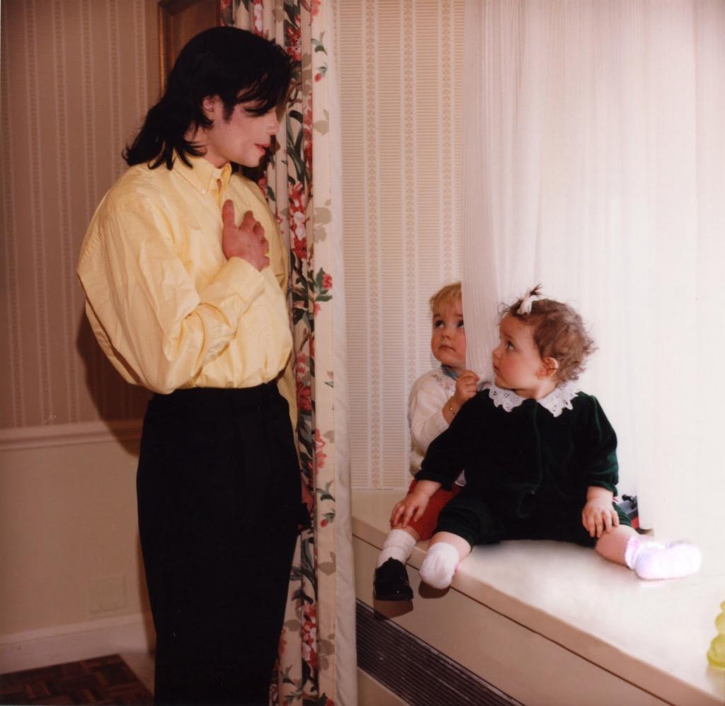 Happy 17th birthday to Daddy\s Baby, Paris Jackson  happy you\re alive and healthy again to see another birthday 