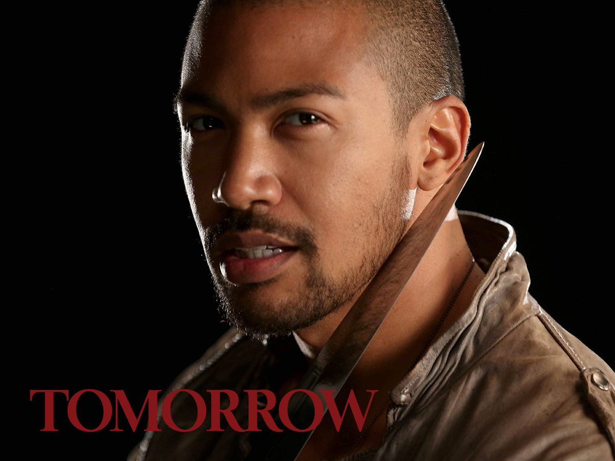 cworiginals's tweet photo. #TheOriginals is back and Marcel is under the knife. See if he can slip out Monday at 8/7c. http://t.co/wZdNIsuwFi