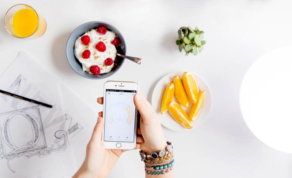 The latest smart lighting from <a href="/LIFX/">LIFX</a> easily connects to your existing home network: spr.ly/6011N0yH #IoE