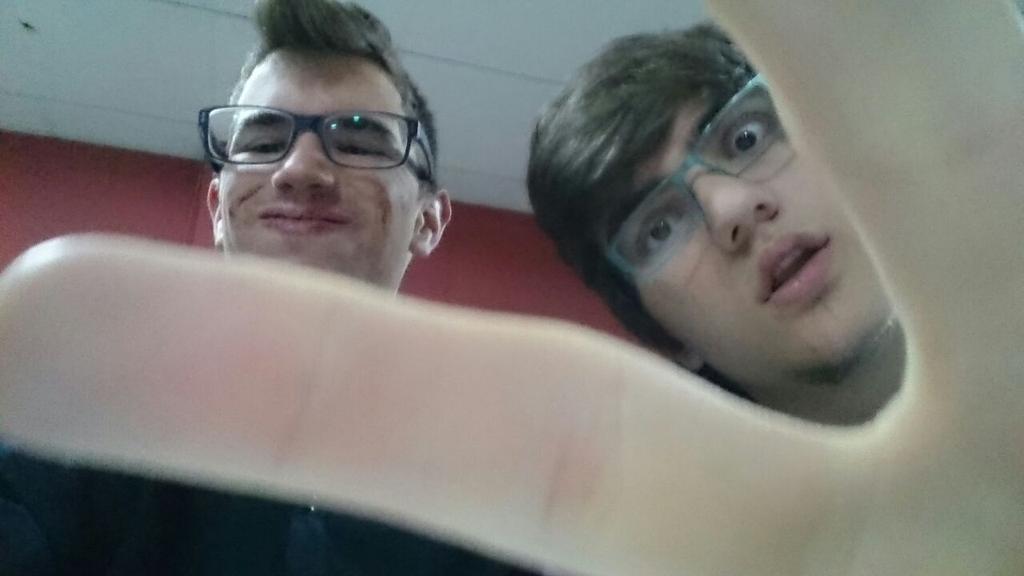 Sackboy39's tweet photo. @TheHerrero0  #Bro. http://t.co/k8VffO0UwK