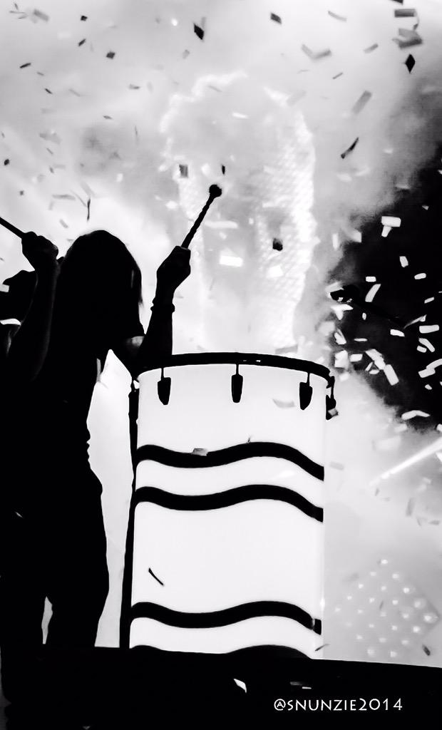 snunzie2014's tweet photo. #tbt Virgina Beach #NativeSummer @OneRepublic @browndown http://t.co/rgrSfgtRqL