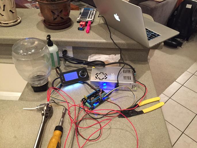 nungster's tweet photo. It's getting hot end here! #maker #3dprinting #deltabot #makerbot http://t.co/G3SdtzrIyG