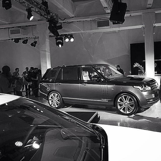 gulfcars's tweet photo. Meet the #SVAutobiography #LandRover #NYAuto http://t.co/elb5LjhI4v http://t.co/TFsPwk68m2