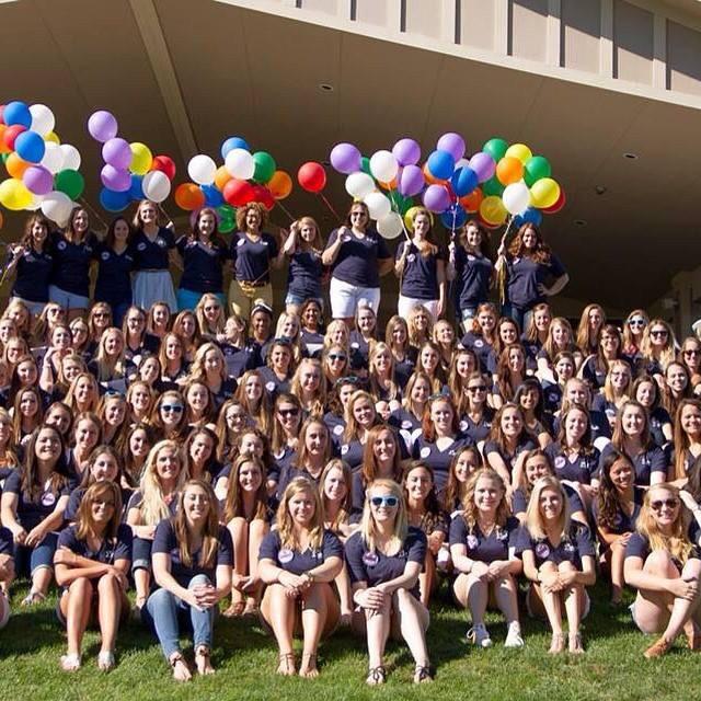 hunter_smith73's tweet photo. TLAM to my beautiful sisters 💛 #KAO #GreekGala http://t.co/QaSbRlLA5y