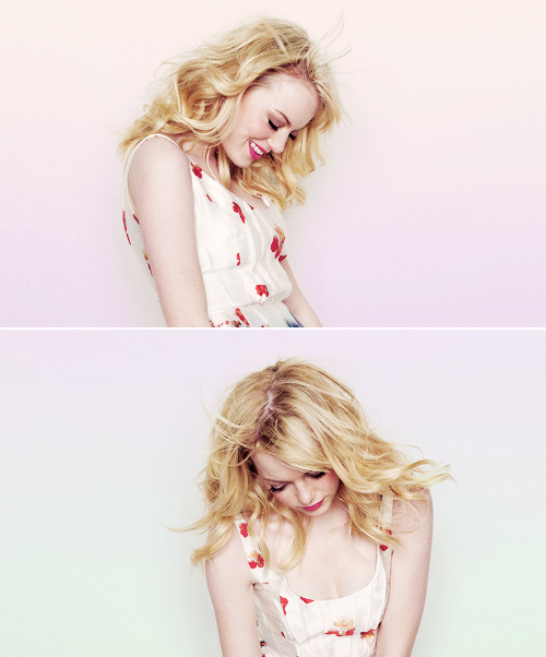 EmmaStoneBr's tweet photo. "A verdade é que eu sou naturalmente loira, de qualquer jeito. Todo mundo pensa que eu sou ruiva, mas é tingido." http://t.co/HaD5y0Cwqg