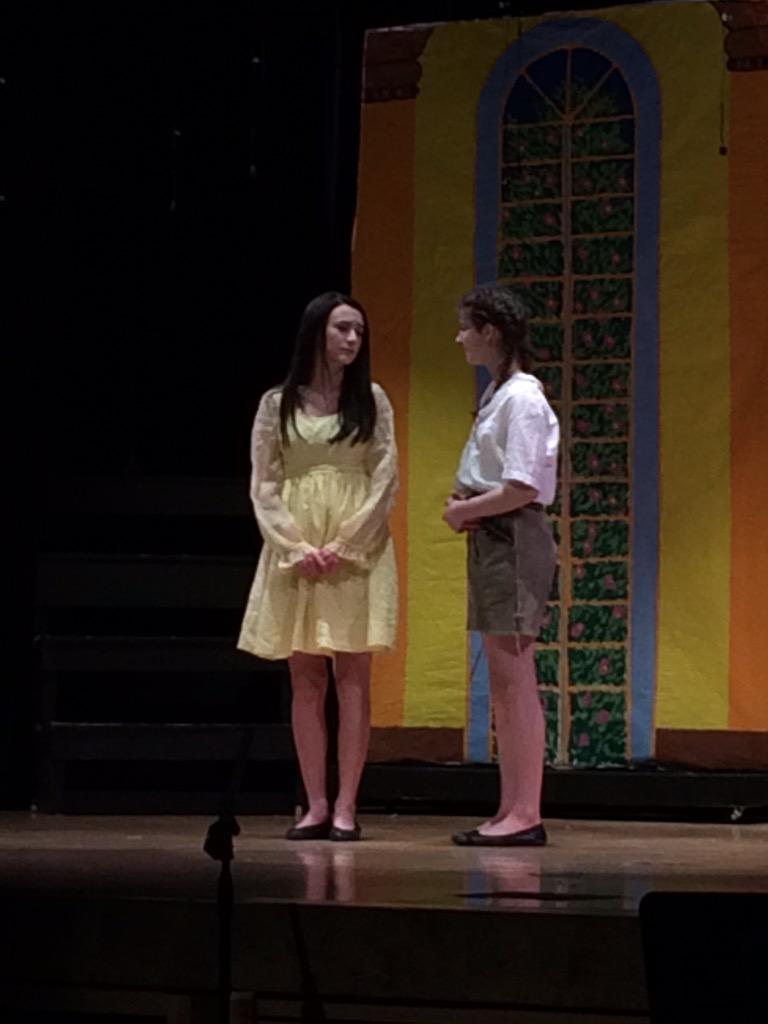 RossSchoolBears's tweet photo. @RossSchoolBears @RossBearsMusic we love musical theater to teach #ccss @drvickip http://t.co/PZJ9KFcGYP