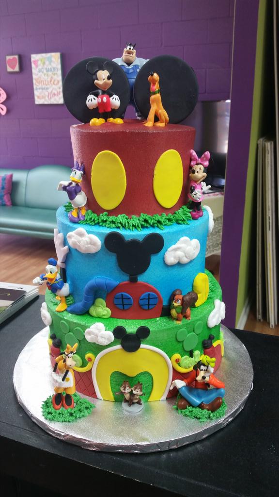 EDIBLEC502's tweet photo. #MICKEYMOUSECLUBHOUSE http://t.co/b2vhnStT59