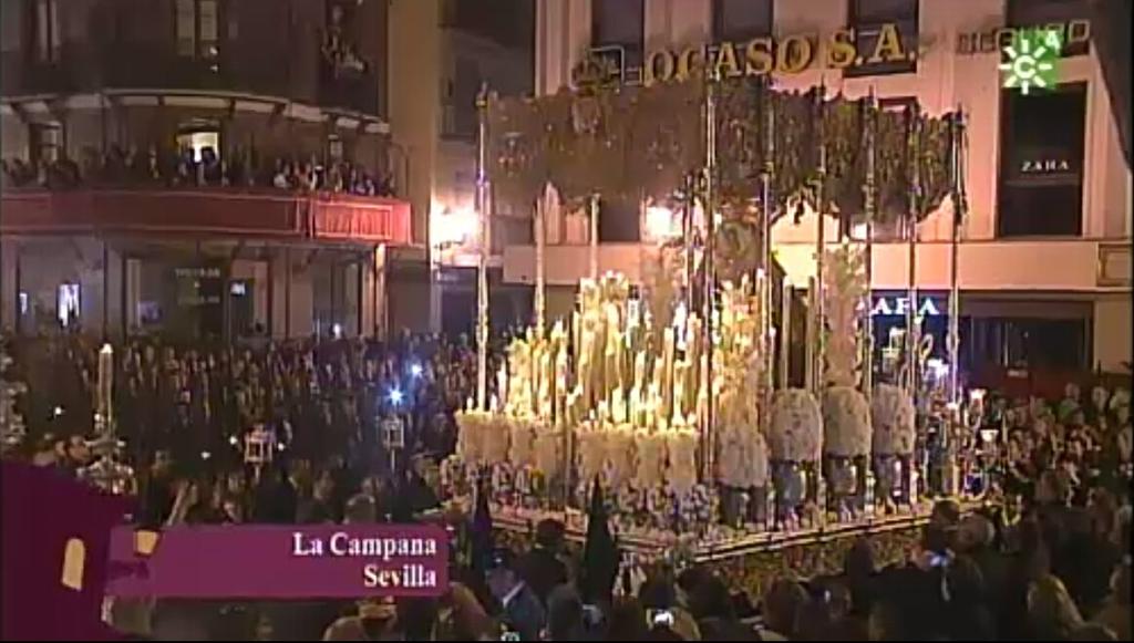 TamaraRkn's tweet photo. #Lamadrugá #SemanaSanta2015  #Campana2015 http://t.co/Ea6izu9R4w