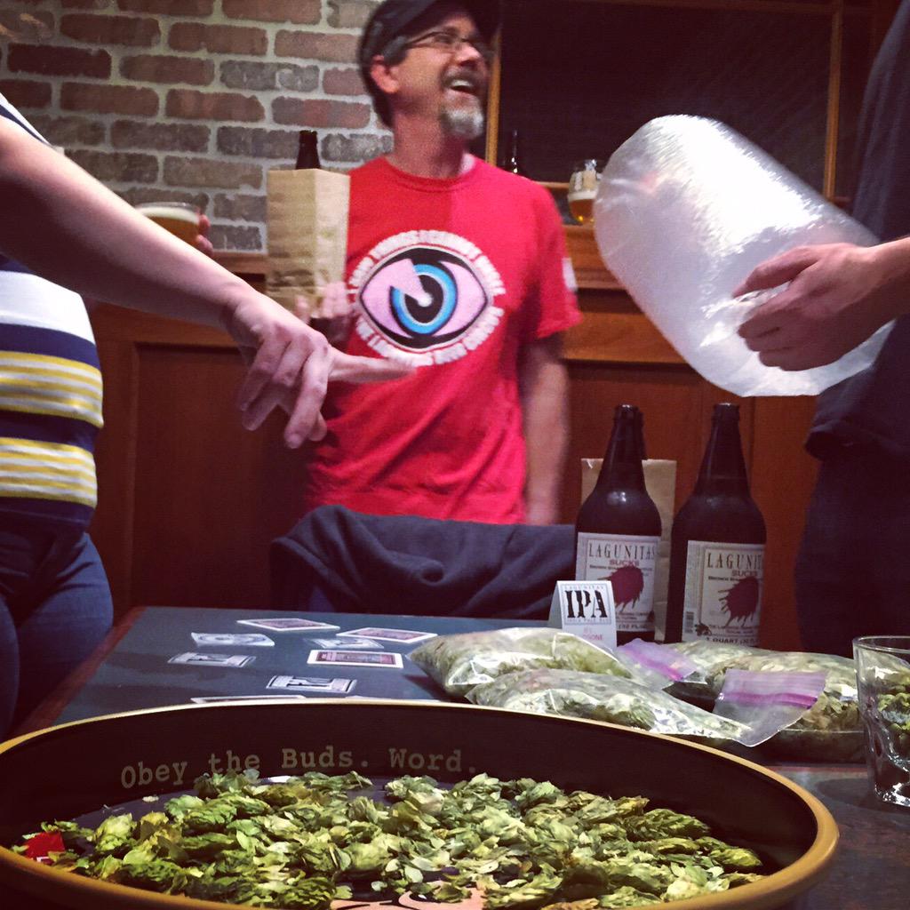 OlympicTavern's tweet photo. Thanks for the help with #hopvapin @lagunitasbeer! @lagunitasbruhws #rockford #rawkford #gorockford http://t.co/uKzQlOweOl