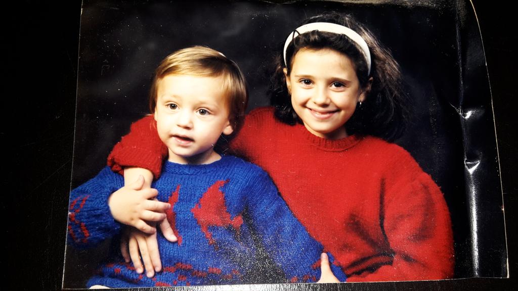 maribel981981's tweet photo. Hoy es el cumple de uno de los cuatro hombres de mi vida @vmsr87 mi hermano!!!! Tq cariño!!!!!!😚 http://t.co/rKB3GgmMCm