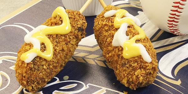 people's tweet photo. Another reason to be excited for baseball season (yes, those are deep fried nachos) http://t.co/tGqBM2GArV http://t.co/fdQtTOfy1s