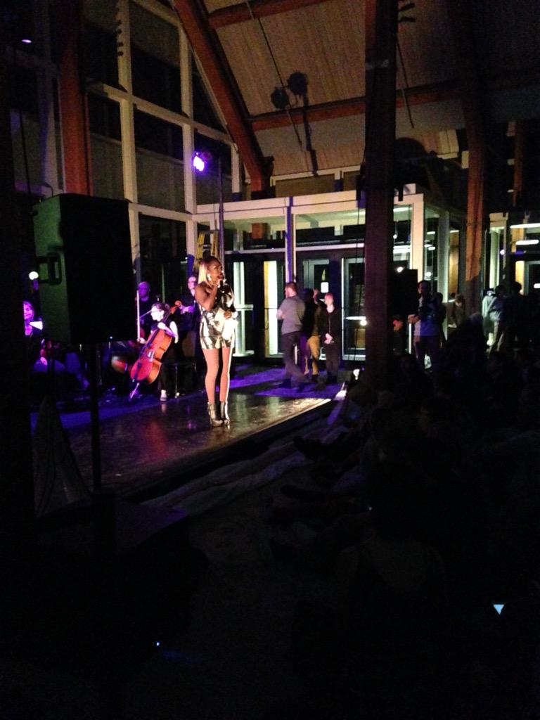 NicoleAbeyta's tweet photo. #Sup2015 is killing it in Eugene. Art, dance, music all in one. And it's Free!! http://t.co/0D7BUOEPcI