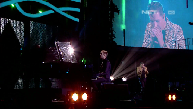 mdtvindonesia's tweet photo. NOW - @CalvinHarris - “Blame” (feat. @JohnNewman) #BBCMusicAwardsOnNETtv http://t.co/P0pUberKXl