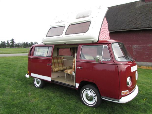 DavideLonardi's tweet photo. . Not a #VW #Westfalia: 1971 Volkswagen Type 2 #Dormobile (and its on sale on @ebay @eBay_UK)  http://t.co/1whI3Og8L2 http://t.co/ulxH0U0Jvb