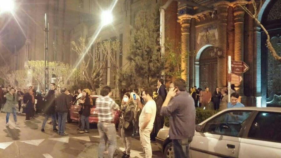 tv_wesaal's tweet photo. إيران

احتفالات ومسيرات فرح في شوارع طهران بعد التوصل إلى الاتفاق النووي مع "الشيطان الأكبر"

#إيران_عدوة_الإسلام http://t.co/ibymQpUyjU