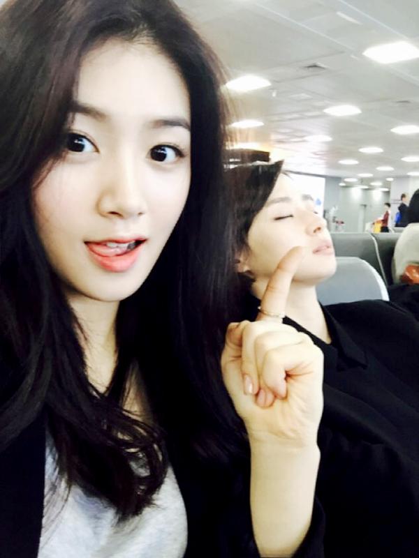 잠나라 또 떴어요!! 정말 잘자는 우리 날라 온니!ㅋㅋㅋ #헬로비너스 #잠나라출동 #공항에서 #또잔다