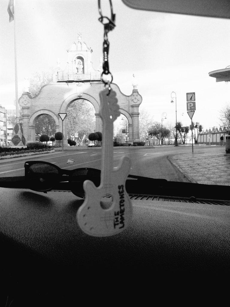 The Lame Tones (@thelametones) on Twitter photo 