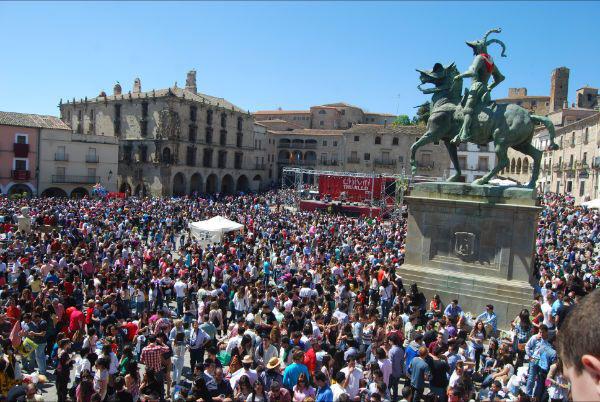 Trujilloweb's tweet photo. 48 horas para ver esta imagen... http://t.co/FvUqEjmOyl