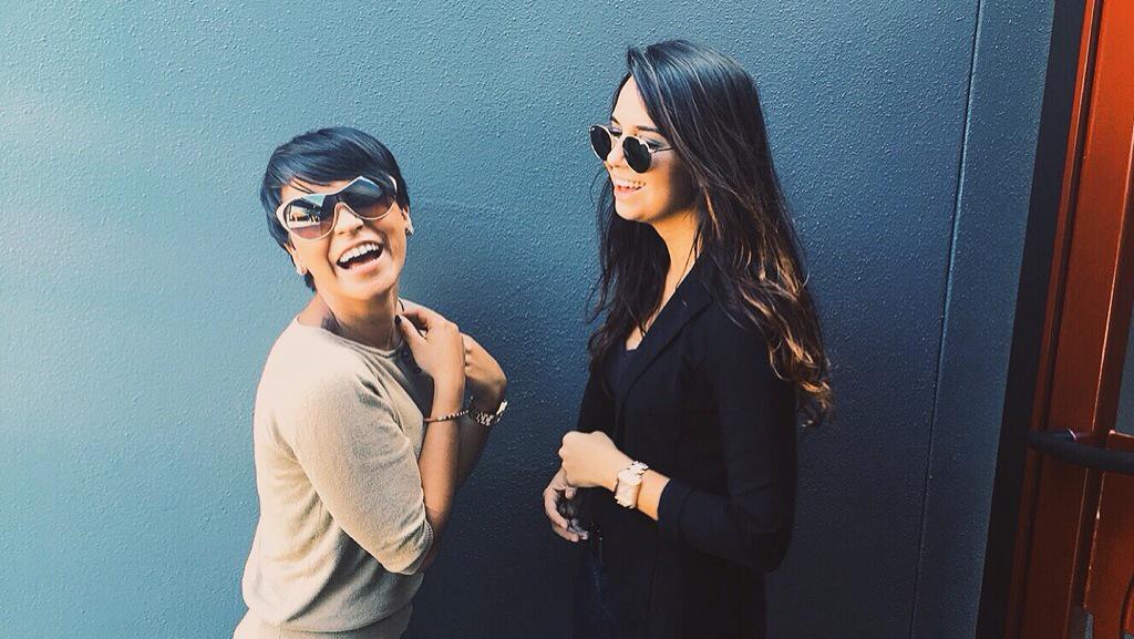SghWdw's tweet photo. Welcoming Spring #TomFord #RayBanRounds #SunglassHut @sunglasshut @TomFord @ray_ban http://t.co/6DReP2HiiA