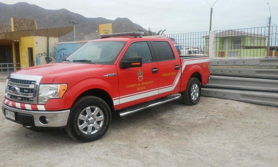 reddeemergencia's tweet photo. "@Rosadalays: Cuerpo de Bomberos Ñuñoa llega a Cuartel General de Chañaral con ayuda a sus camaradas! http://t.co/0mqLJuLqmU"