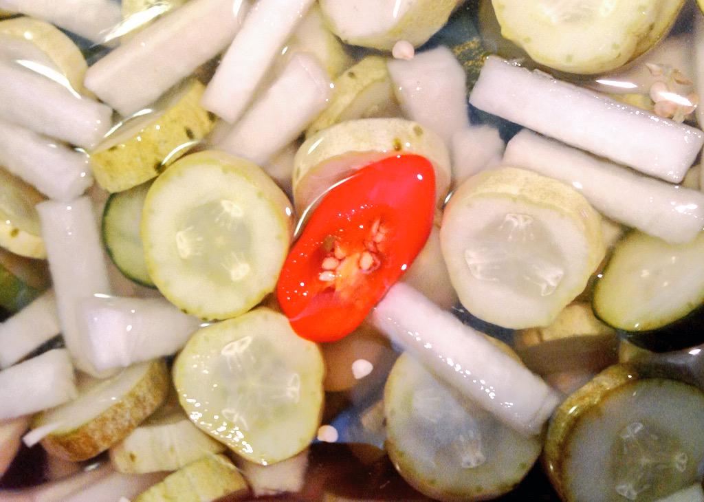 109Kitchen's tweet image. 오이=무&amp;gt;고추