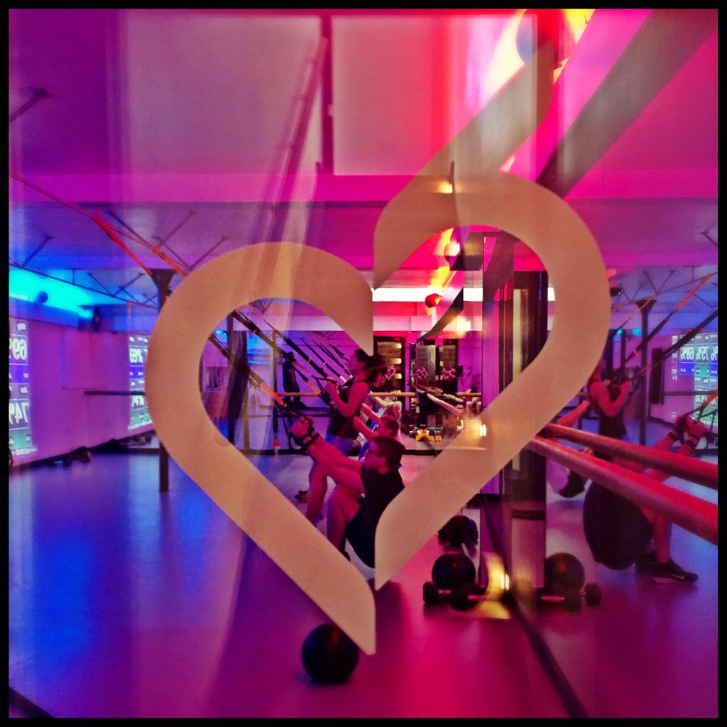 BrianSchuring's tweet photo. #GOODfriday? Nah. #GREATfriday HiiT session for @gokywoky &amp; crew at @SoHeartcore Fulham. 💪👊💥 http://t.co/NjLPRXO4VZ