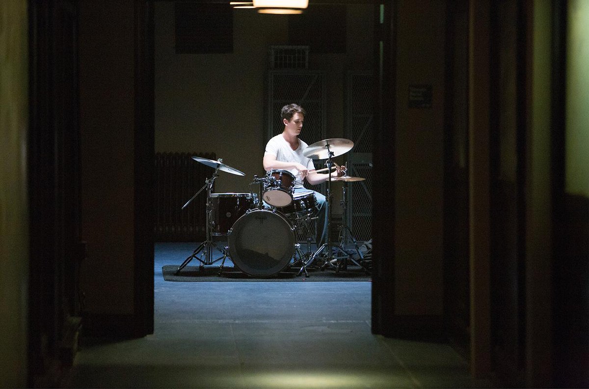 MultiplexNotes's tweet image. #Whiplash is released today on DVD/Blu-Ray. Here is NFTM's review: notesfromthemultiplex.com/2015/01/20/rev…