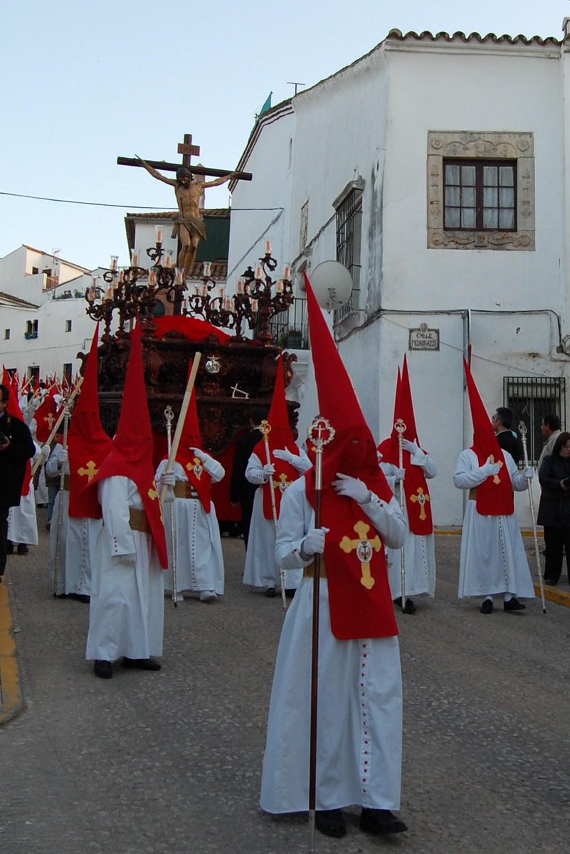 Silencio para el Viernes Santo en #Aracena @HdadSilencio trae al Señor de la Plaza y a su Madre de Gracia y Esperanza