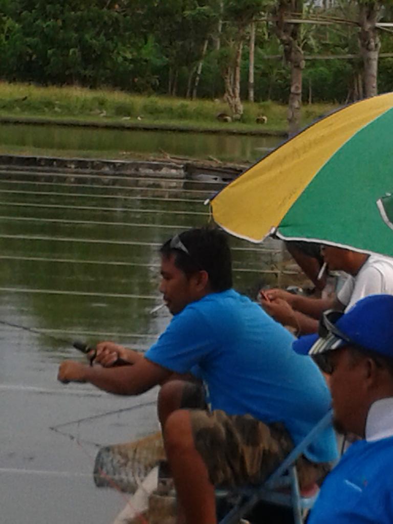 abdul_halid's tweet photo. Baru dapat 3 ekor., bakuat!!! http://t.co/lHJd1UDRQX