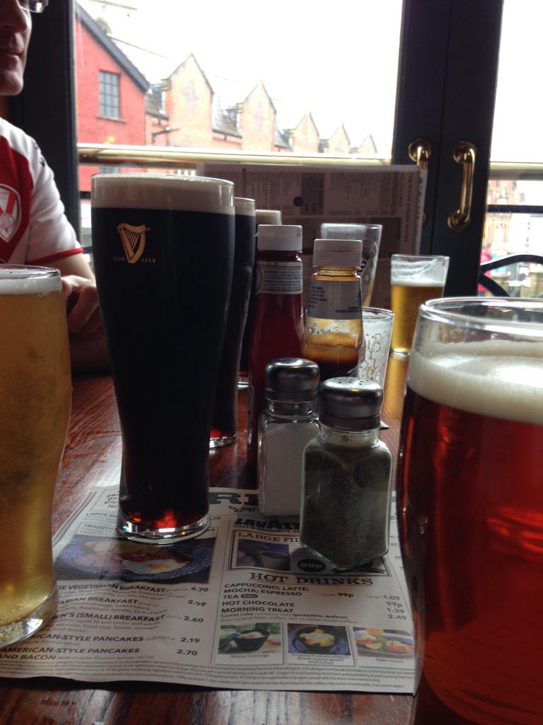 bigpaulieg's tweet photo. Nice bit of brekkie @Lockerskl @biffinbridges @Martyn50005606 http://t.co/tWwuO0sYO5