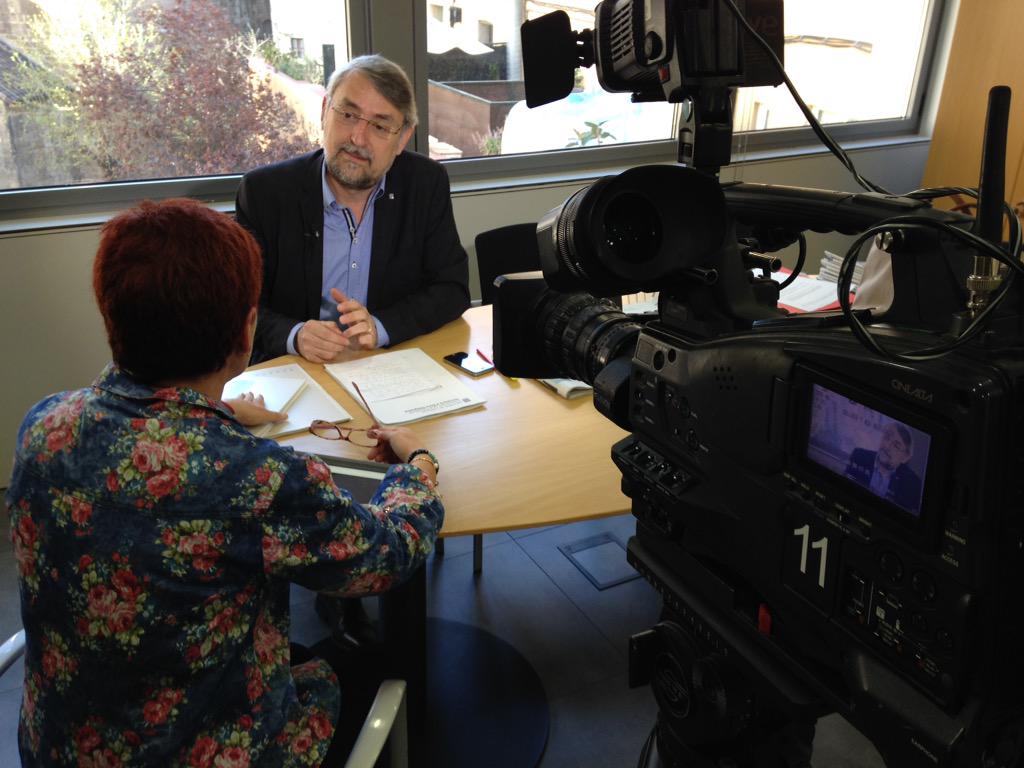 rtvenoticies's tweet photo. #Avui a l' #Entrevista @evendrella ,dir. gral. @afersreligiosos,parlarà de les #religions a #catalunya 14h #la1HD. http://t.co/7EWbqiWPPd