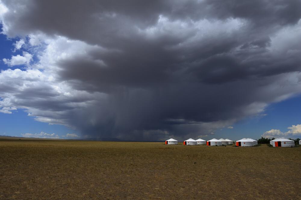 AmazingMongolia's tweet photo. Just a few of the elements that makes #Mongolia so special: clouds, lakes, steppes &amp; nomadic culture. #travel #ttot http://t.co/2IvIMkaV5V