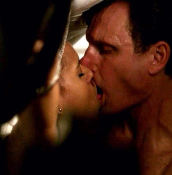 martins4xf's tweet photo. "@scandal_redhot: Doux Fucking Bébé!!! TASTY LOVE #OlitzRecruitment http://t.co/bkQTAuo4aK" #Olitz #thereshope