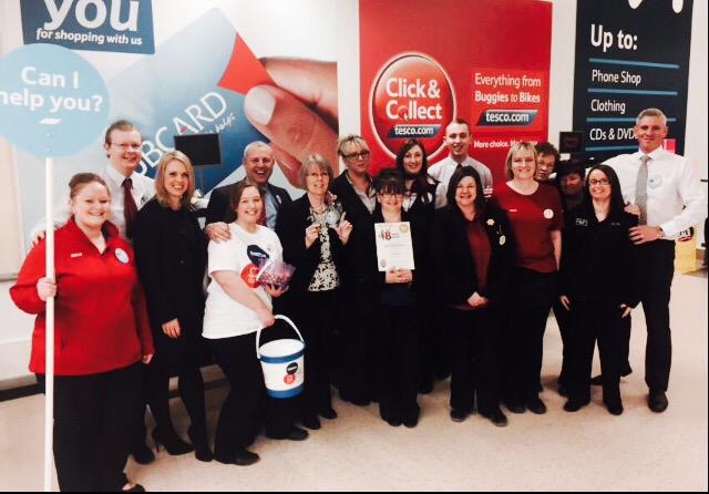 NatBunyan_PT's tweet photo. Team Handforth Dean getting their award for raising £19,000 for @DiabetesUK last year @HandforthExtra @Em_Goodall 🌟s http://t.co/6hKFqj92Sv