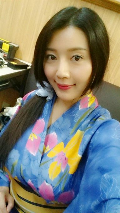 撮影終わったよん(///&omega;///)♪ 浴衣は久しぶりにきた󾭠 http://t.co/j6synSRcDI