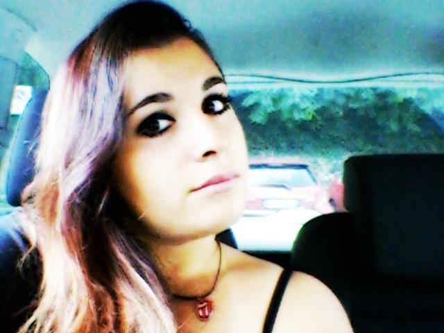 giuliarosini1's tweet photo. "We'll never be as young as we are now"
"Non saremo mai più giovani come adesso" http://t.co/q9Zywjv0sR