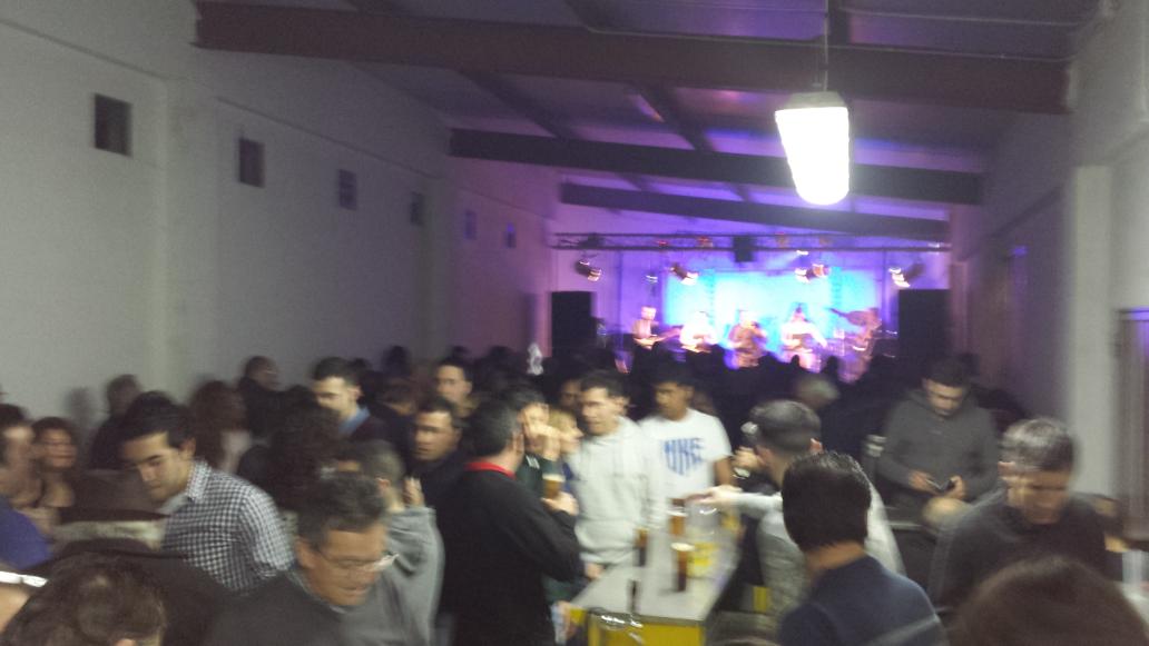 Comision_Villar's tweet photo. Así empezo la noche con @ORQUESTAMONCAYO http://t.co/4uP7m3UyYu
