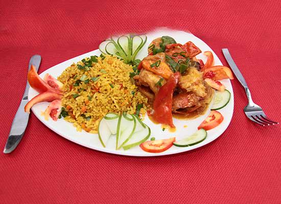 XovarLounge's tweet photo. @XOVARLOUNGE 2day.#MakossaDancers
#Food,#Drinks.Don't be told.Behind Bespoke Event Center 4th round about Lekki. http://t.co/TMpW49DxpW