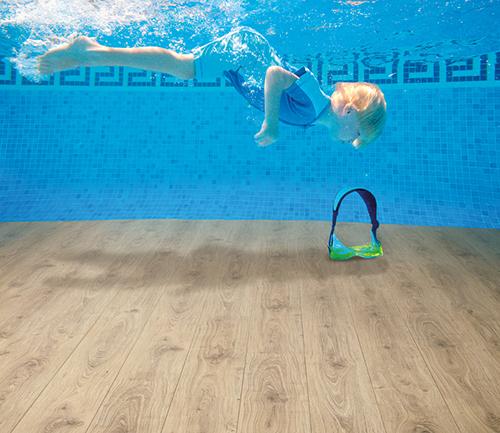Met de waterdichte #Riviera vloer hoef je je geen zorgen te maken over wateroverlast! bit.ly/1r20krE