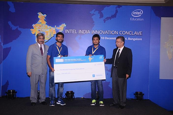 thebridgepsg's tweet image. On the super watch made by 2 #psgtech students-winners of #Intel India #embeddedchallenge'14 thebridge.psgtech.ac.in/?p=1824