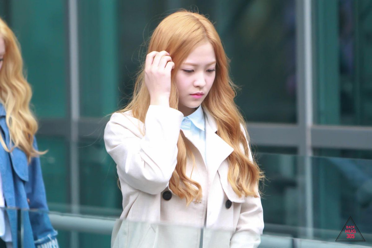 backhug305's tweet photo. 150331 예리 최화정의 파워타임 출퇴근길 6P
http://t.co/i1iO80piHI http://t.co/cH574uer1G