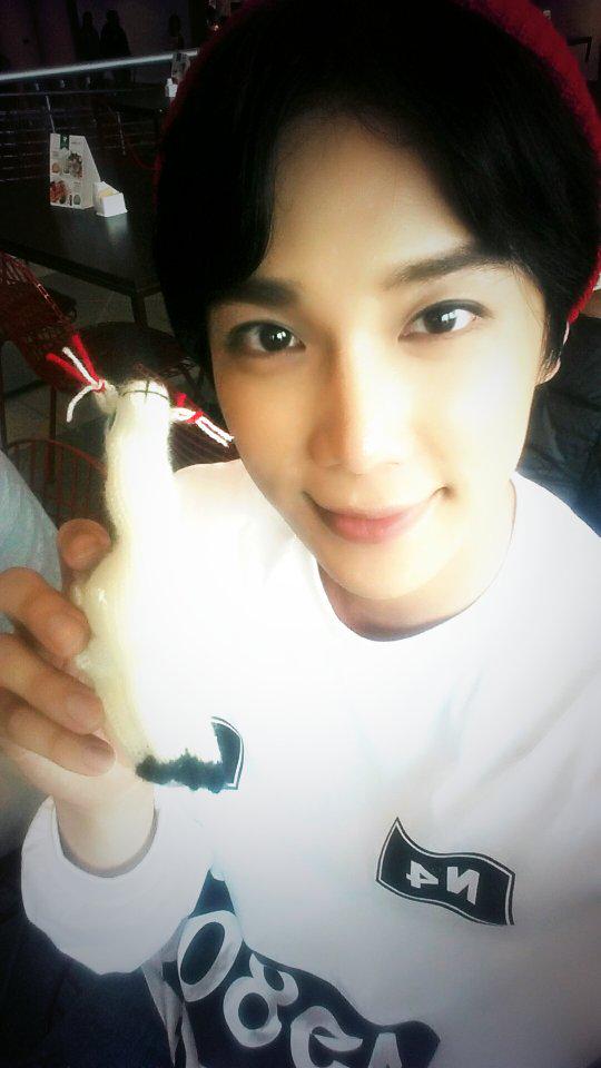 JungMin0403's tweet photo. Gracias a las fans que confiaron en mi♥
Esperenme hasta que vuelva a peru con power of love~사랑의 힘으로!!^^ http://t.co/hzsspcx2p7