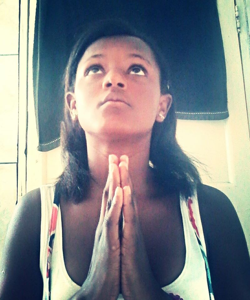 feliz di do aniversariu de jesus,,,, semana santa eu to santa