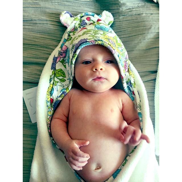 DANNIJO's tweet photo. Our little Miami Sunshine βοΈ #bebemorel #regram @jodiesnydermorel http://t.co/C8Z98k4iaL http://t.co/Ho3tJutX5c