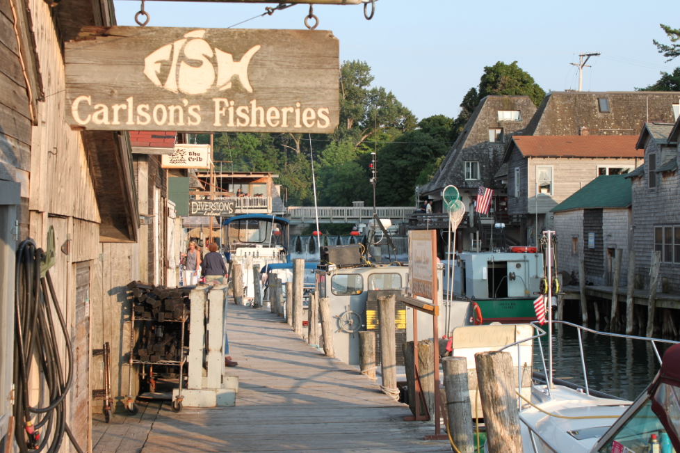Eat your way through Western #Michigan! 27 stops on a #foodie adventure: puremi.ch/1Gm6Buo