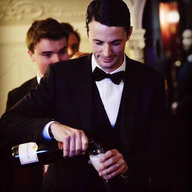 Happy Birthday to Matthew Goode! Cheers!!   