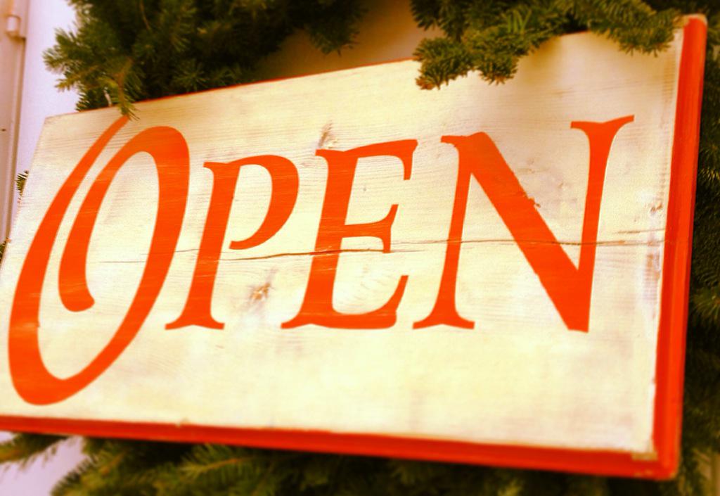 OastHouseBeer's tweet photo. Reminder you Oast lovers looking to stock up for Easter we've EXTENDED our hours! Fri10-FNP, Sat10-7 Sun10-6 Mon10-6 http://t.co/UPdMhnLCRT