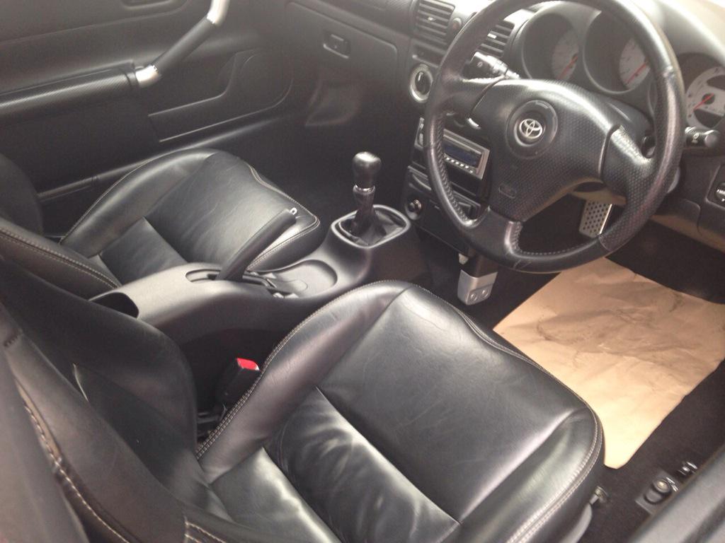 CARS_ITS's tweet photo. #Toyota #MR2 #Roadster 1.8VVT 2004 90k, Great S/H. New clutch with 24 month warranty. Summer fun for just £3180!! http://t.co/Ut7ZedYQs9